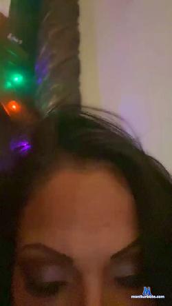 Linamaro cam4 live cam performer profile