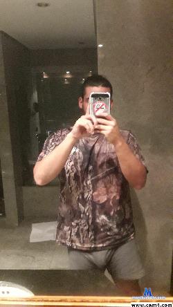 Latino_fast cam4 live cam performer profile