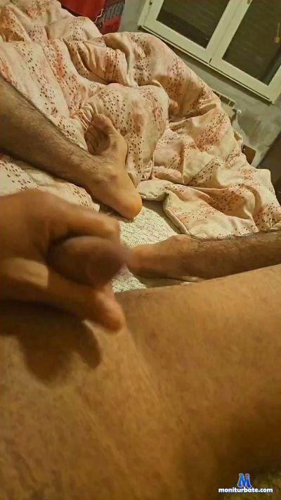Topxxx1 cam4 straight performer from Republic of Italy feet cum cute femdom C2C schoolgirl masturbation 