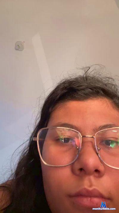 Laurinhaa18 cam4 bisexual performer from Federative Republic of Brazil  