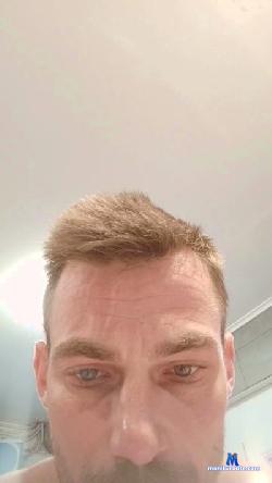 Horneyfun69 cam4 live cam performer profile
