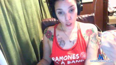 Nevi19 cam4 bisexual performer from Federative Republic of Brazil  