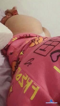 Morenaluna6 cam4 live cam performer profile