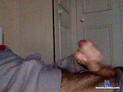 kezz32 cam4 bisexual performer from United Kingdom of Great Britain & Northern Ireland  