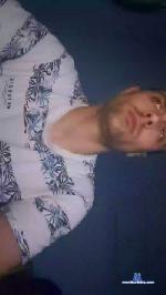 cristian886 cam4 livecam show performer room profile