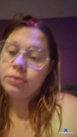 Lymyaa cam4 live cam performer profile