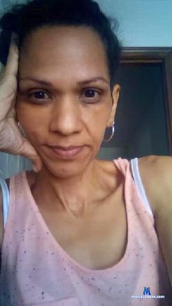 LaTiNaVNZL cam4 live cam performer profile