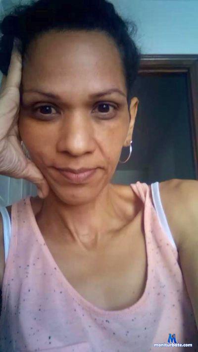 LaTiNaVNZL cam4 bisexual performer from Kingdom of Spain  