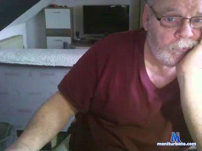 69sana cam4 bicurious performer from Federal Republic of Germany  