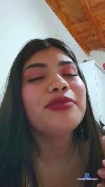 Karu_carito cam4 livecam show performer room profile