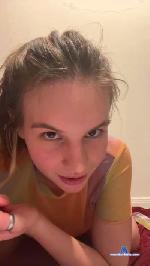 Trippielil cam4 livecam show performer room profile
