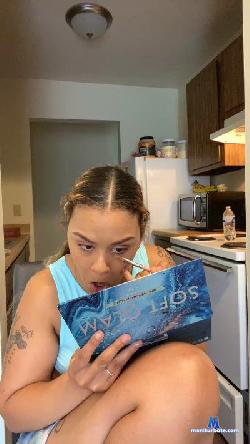 Honeybunzz31 cam4 live cam performer profile