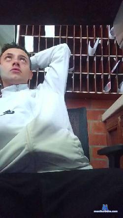 Anddre20xxx cam4 live cam performer profile