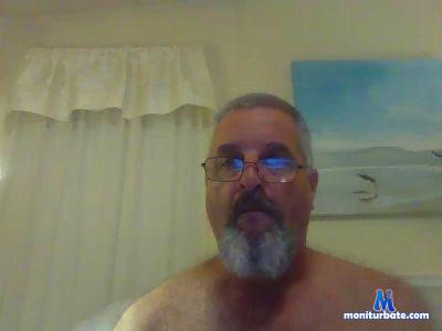 onedraggin22 cam4 bisexual performer from United States of America  