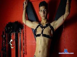 Raydan_Garcia cam4 live cam performer profile
