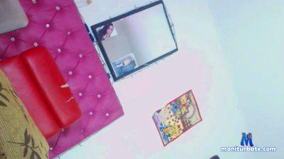 laylabank cam4 bisexual performer from Republic of Colombia  