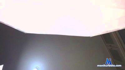 Camilo_19BR cam4 bicurious performer from Republic of Colombia rollthedice 