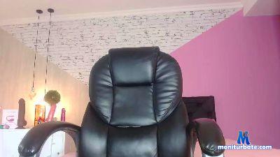 Khalesi07 cam4 bicurious performer from Republic of Colombia  