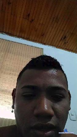 Yoennis cam4 live cam performer profile