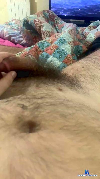 kevin8011 cam4 straight performer from Republic of Italy  