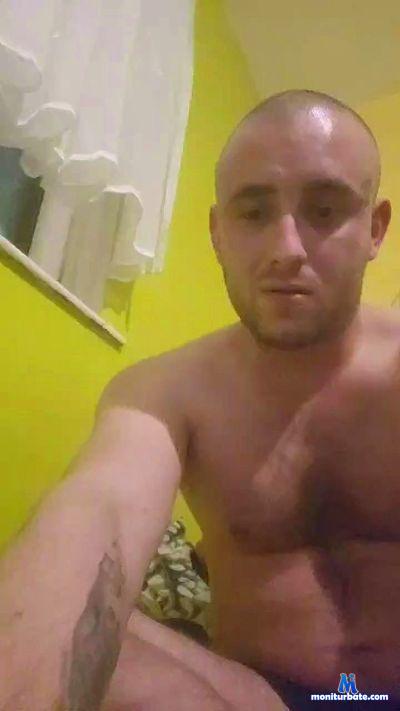 wassylsexy cam4 straight performer from United Kingdom of Great Britain & Northern Ireland amateur 