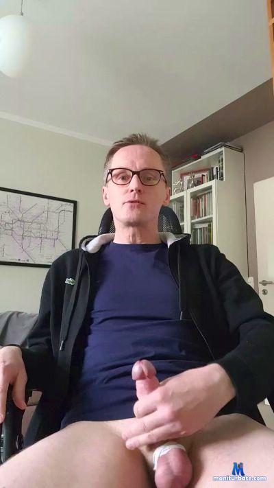 Timboy306 cam4 gay performer from Federal Republic of Germany  