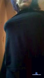 Niaramiaw cam4 livecam show performer room profile