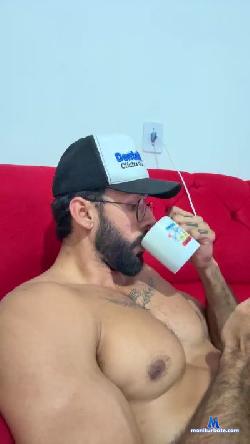 Lovebigfit cam4 live cam performer profile