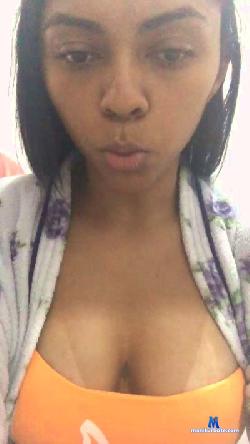 Laryoliver99 cam4 live cam performer profile