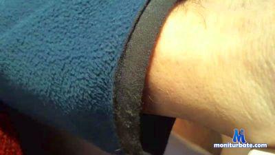 Kermit71 cam4 bicurious performer from Federal Republic of Germany  