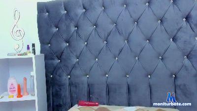 LucyFlorens_ cam4 bisexual performer from Republic of Italy  