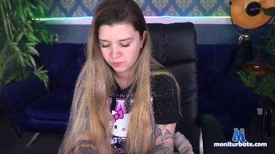 AmellyMillyy cam4 straight performer from United States of America  