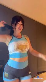 LAISHTAR cam4 livecam show performer room profile