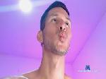 robinbigdildo cam4 livecam show performer room profile