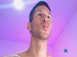 robinbigdildo cam4 live cam performer profile