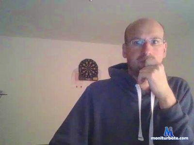 strippoker19 cam4 bicurious performer from Federal Republic of Germany rollthedice 