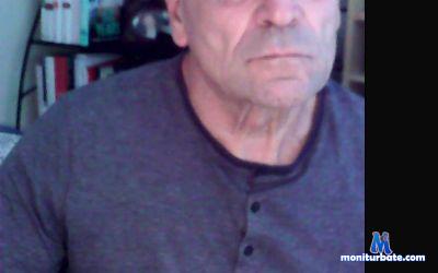 invested2022 cam4 unknown performer from United Kingdom of Great Britain & Northern Ireland  