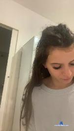 Carmenelui cam4 livecam show performer room profile