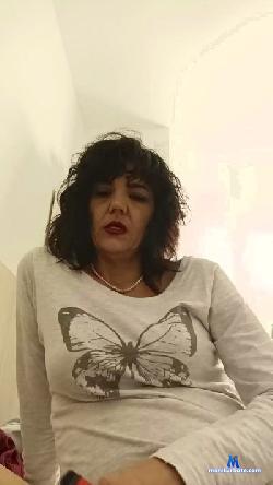 Elixxxx81 cam4 live cam performer profile