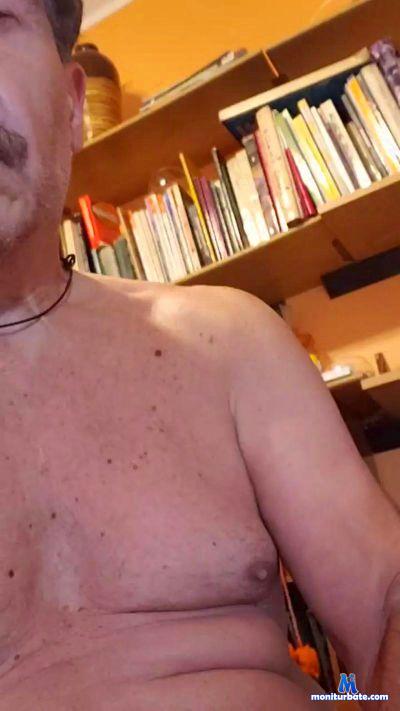 pedro2858 cam4 bisexual performer from Argentine Republic  