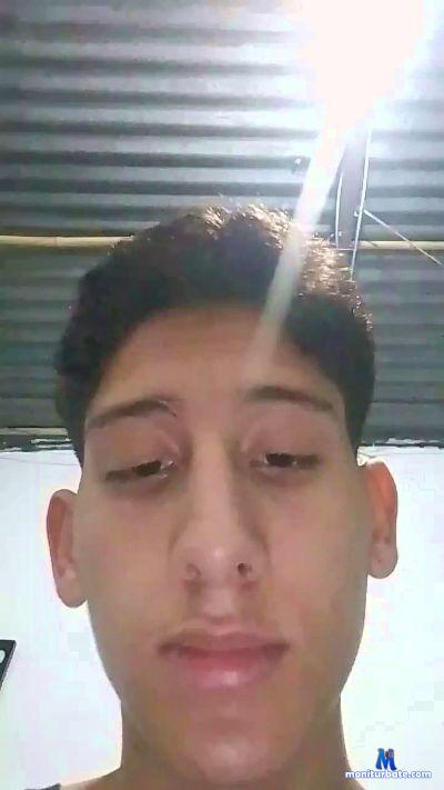 Magnusstar cam4 bisexual performer from Republic of Colombia  