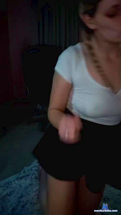 AlicePayne cam4 straight performer from United States of America bigass smoke striptease ass cute spanking pussy 