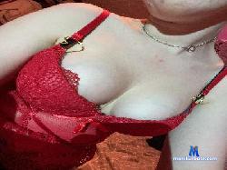 Bitchflowerxxx cam4 live cam performer profile