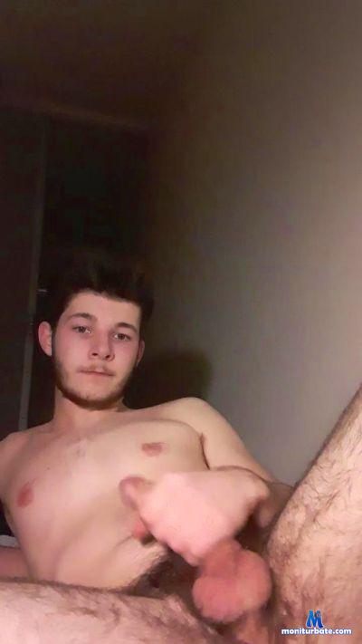 toto305 cam4 straight performer from French Republic  