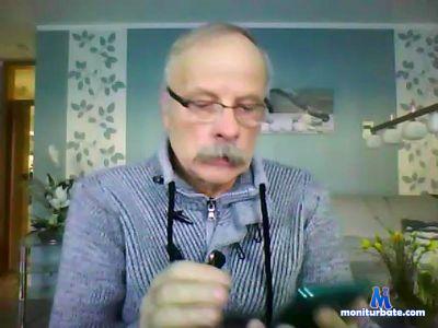 Blu2405 cam4 bisexual performer from Republic of El Salvador  