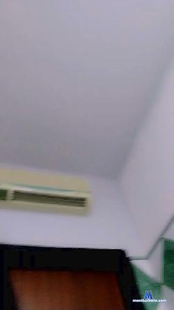 Willoww98 cam4 live cam performer profile
