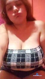 Giana35 cam4 livecam show performer room profile