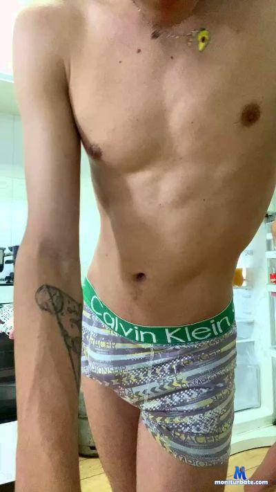 Recnovinho22 cam4 gay performer from Federative Republic of Brazil Twink amateur solo 
