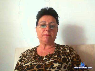 hotangelt cam4 bisexual performer from Republic of Italy  