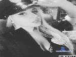 Imthinkaboutu cam4 livecam show performer room profile